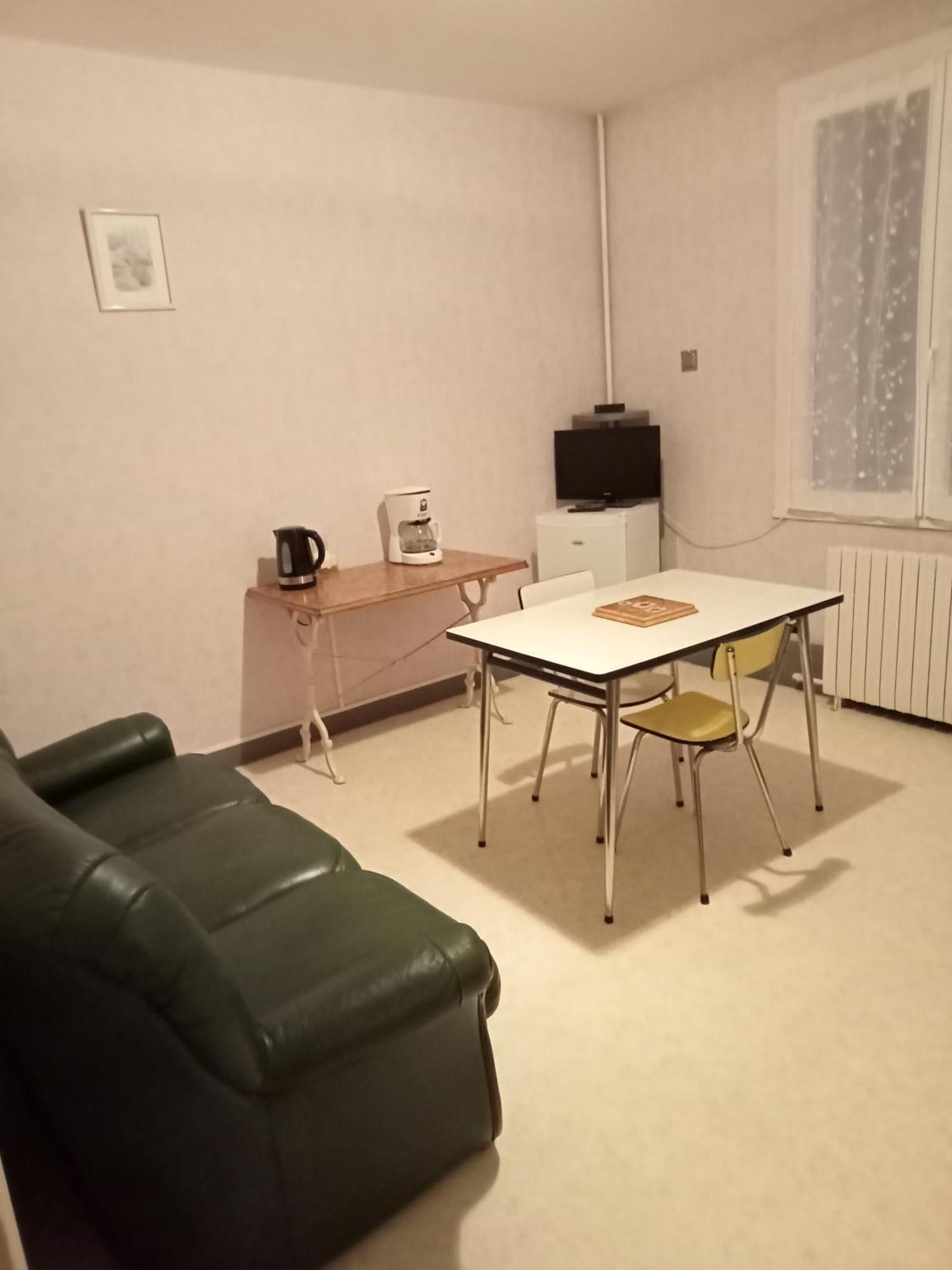 Hotel Restaurant De La Gare 拉罗什波赛 外观 照片